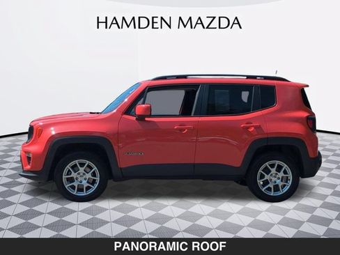 Used 2019 Jeep Renegade Latitude w/ Popular Equipment Group AWD/4WD image 6