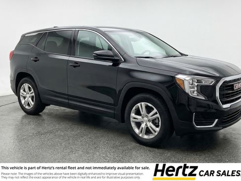 Used 2024 GMC Terrain SLE FWD image 1
