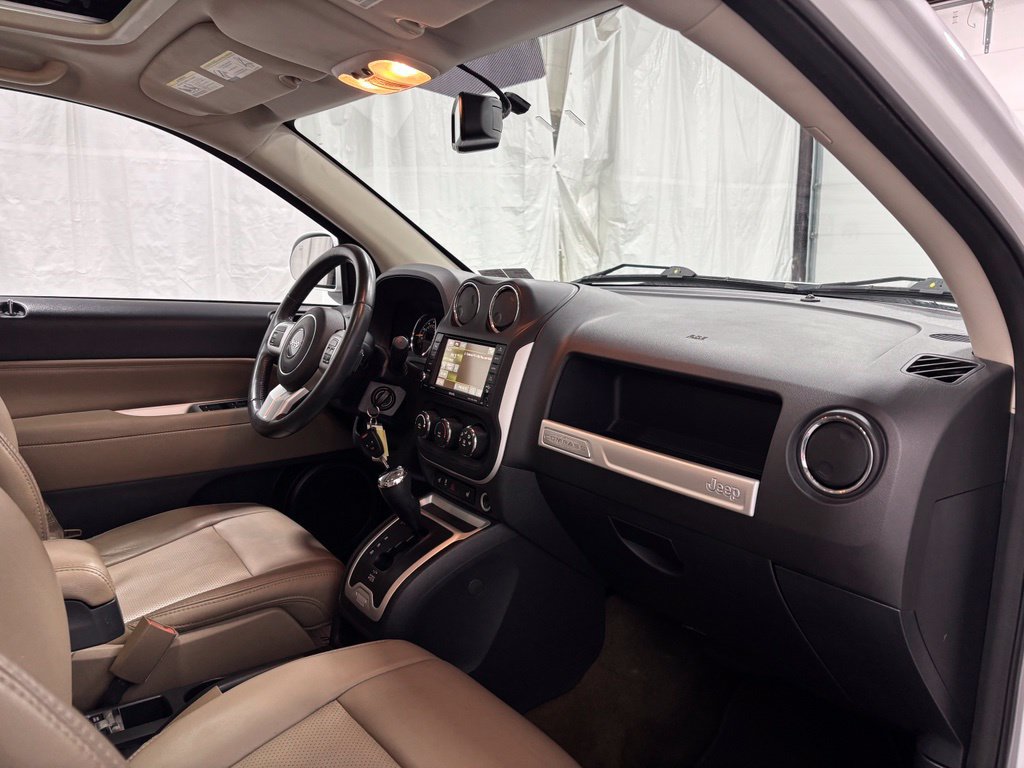 Used 2016 Jeep Compass High Altitude AWD/4WD image 57