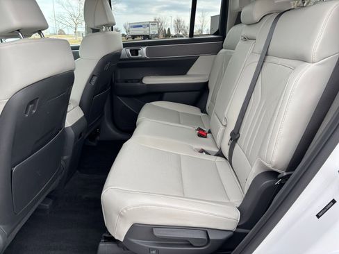 Used 2025 Hyundai Santa Fe SEL image 28