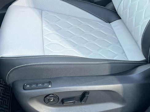 New 2026 Volkswagen Tiguan SEL R-Line image 14