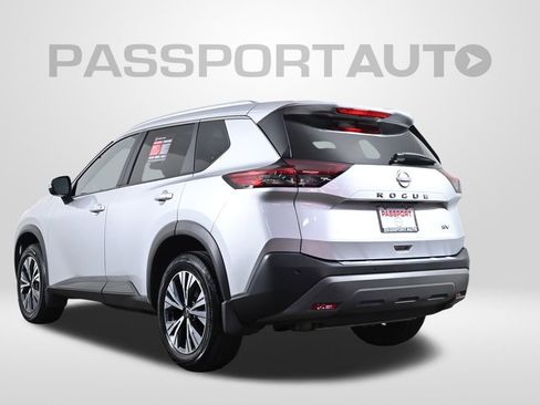 Used 2023 Nissan Rogue SV w/ SV Premium B Package image 7