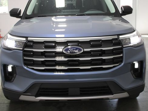 New 2026 Ford Explorer Active w/ Active Comfort Package RWD image 53