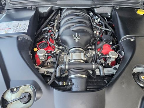 Used 2011 Maserati GranTurismo Convertible RWD image 20