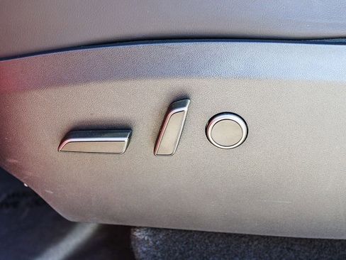 Used 2024 Tesla Model Y Long Range image 22