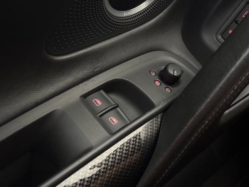 Used 2008 Audi R8 V8 image 13