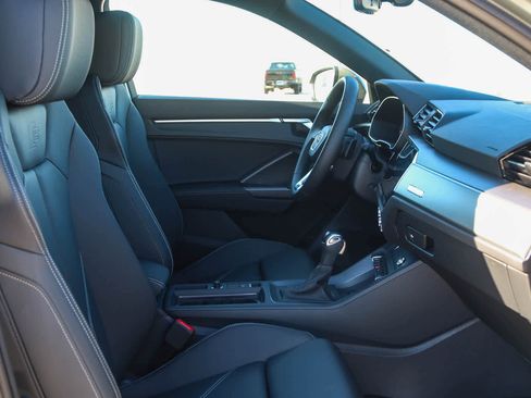 New 2025 Audi Q3 2.0T Premium image 25