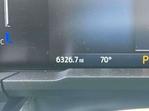 Used 2025 Ford Maverick XLT w/ Equipment Group 301A AWD/4WD image 27
