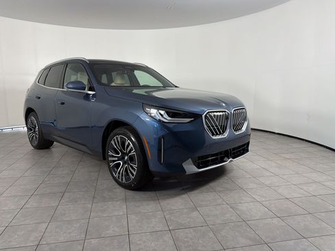New 2026 BMW X3 xDrive30i w/ Premium Package AWD/4WD image 7