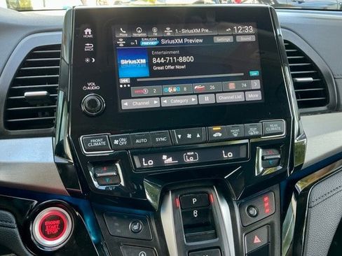 Certified 2022 Honda Odyssey Touring image 37