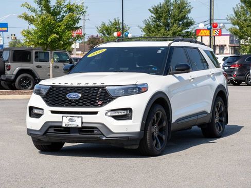 Used 2022 Ford Explorer ST w/ Equipment Group 401A AWD/4WD image 3