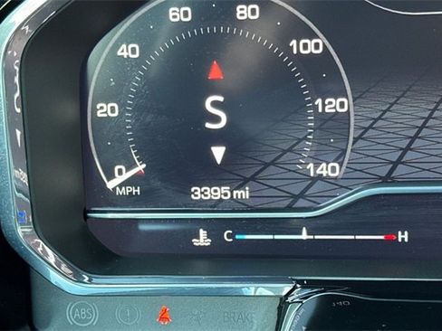 Used 2025 GMC Sierra 1500 Elevation image 42