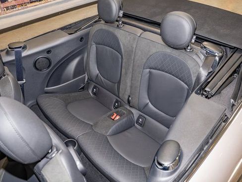 Used 2024 MINI Cooper S w/ Signature Upholstery Package image 24