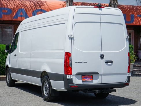 Used 2024 Mercedes-Benz Sprinter 2500 w/ Acoustic Package image 6