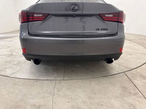 Used 2015 Lexus IS 250 image 23
