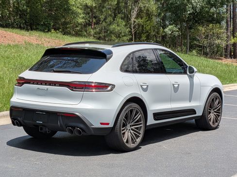 Certified 2025 Porsche Macan S AWD/4WD image 24