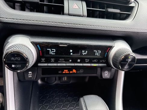 Used 2025 Toyota RAV4 XLE image 16