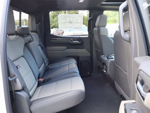 New 2026 Chevrolet Silverado 1500 ZR2 w/ Dark Appearance Package image 40