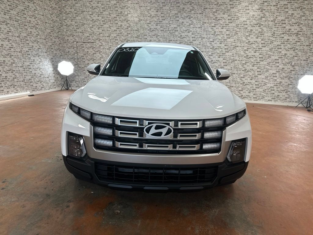 New 2027 Hyundai Santa Cruz SE FWD image 2