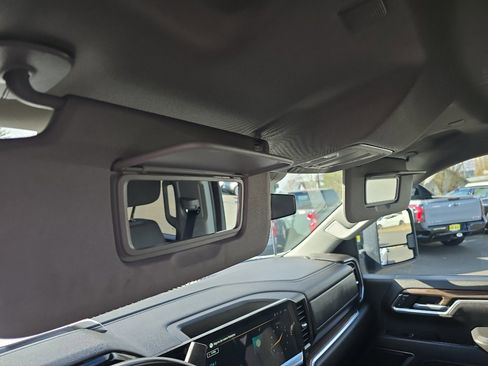 Certified 2025 Chevrolet Silverado 2500 LT w/ Convenience Package image 12