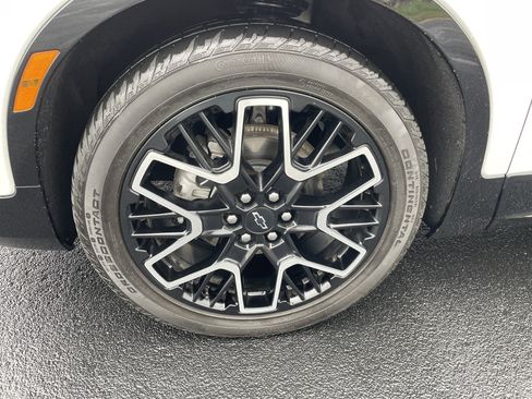 Certified 2024 Chevrolet Blazer RS w/ Driver Confidence II Package image 28