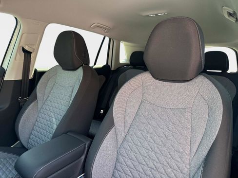 Certified 2025 Volkswagen Tiguan S FWD image 20
