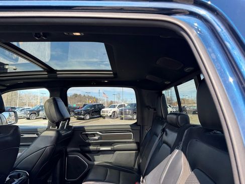 Used 2021 RAM 1500 Laramie w/ Sport Appearance Package image 12