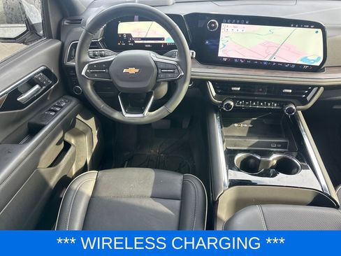 Used 2025 Chevrolet Suburban Premier image 20