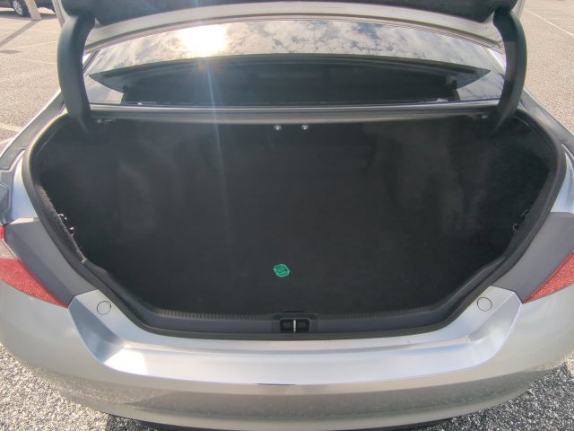 Used 2017 Toyota Camry SE FWD image 14