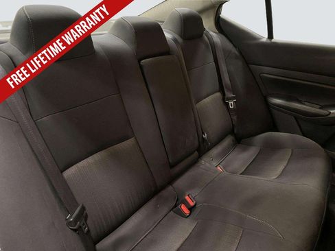 Used 2025 Nissan Altima 2.5 SV AWD/4WD image 34