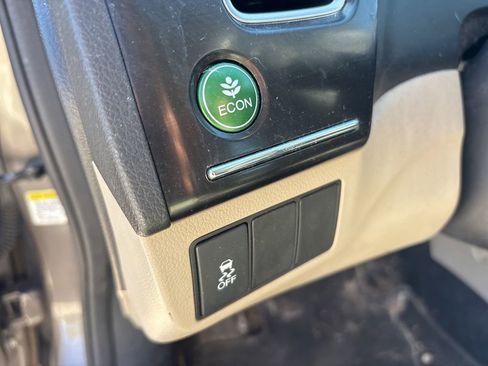 Used 2013 Honda Civic EX image 17