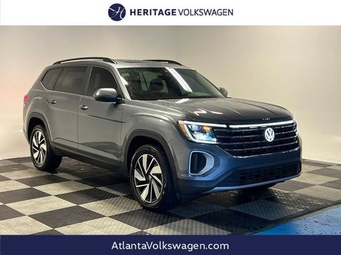 Certified 2024 Volkswagen Atlas SE w/ Panoramic Sunroof Package FWD image 1
