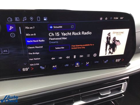 Used 2024 Chevrolet Traverse LS image 25