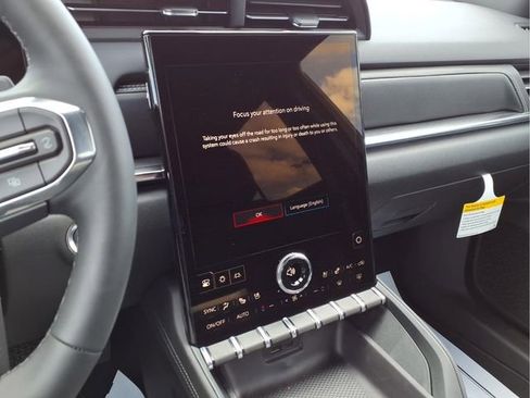 New 2026 GMC Terrain Elevation w/ Elevation Premium Package FWD image 6