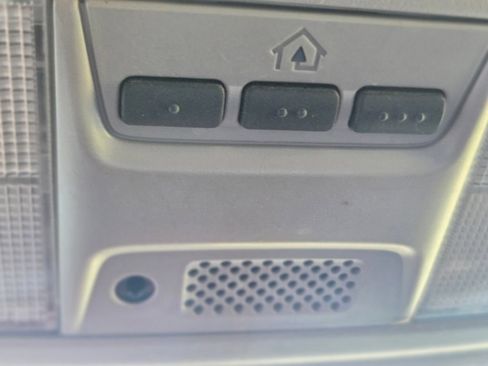 Used 2014 Honda Ridgeline SE image 43
