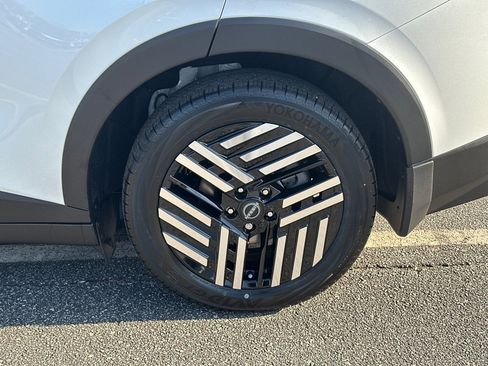 New 2026 Nissan Leaf SV+ image 19