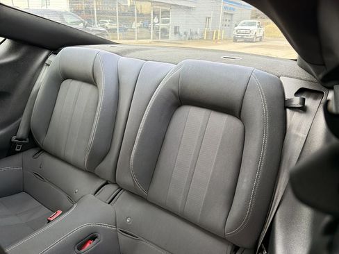 Used 2019 Ford Mustang Coupe RWD image 12