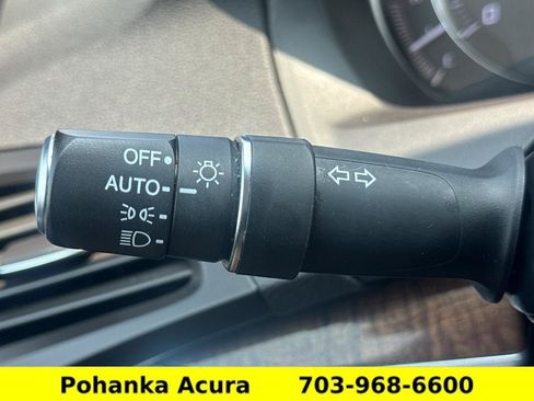 Used 2018 Acura MDX SH-AWD w/ Technology Package image 9
