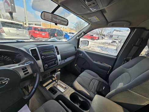 Used 2015 Nissan Frontier S image 17