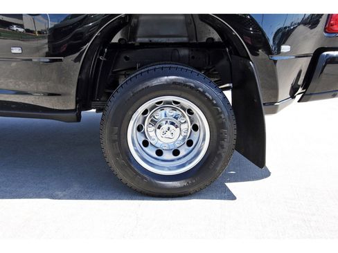 Used 2024 RAM 3500 Laramie w/ Sport Appearance Package image 31