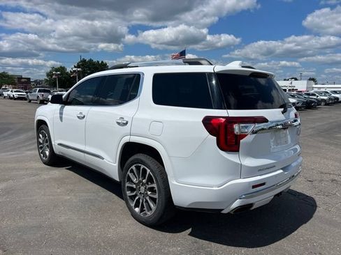 Used 2021 GMC Acadia Denali w/ Denali Ultimate Package AWD/4WD image 7