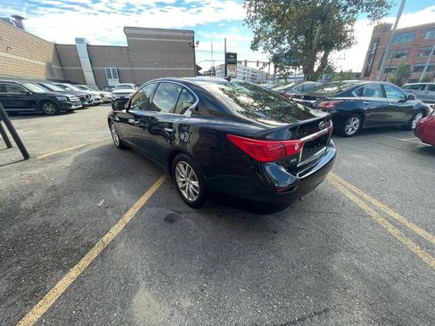 Used 2016 INFINITI Q50 Premium image 5