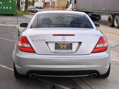 Used 2005 Mercedes-Benz SLK 350 image 8