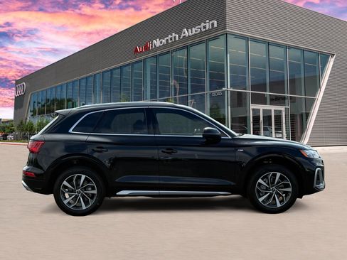 Certified 2024 Audi Q5 2.0T Prestige w/ Prestige Package AWD/4WD image 3