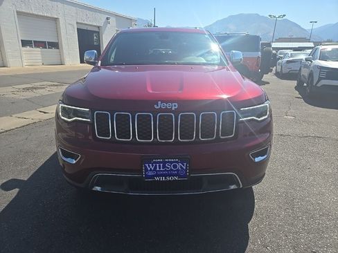 Used 2019 Jeep Grand Cherokee Limited w/ Luxury Group II AWD/4WD image 2