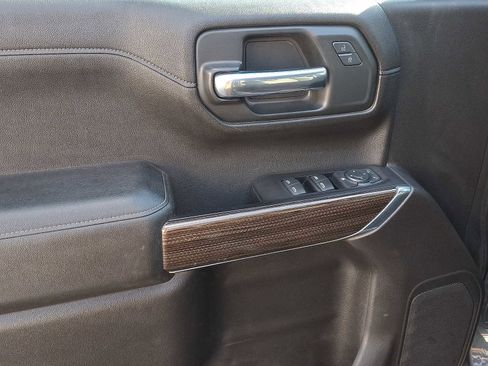 Used 2020 Chevrolet Silverado 1500 LT Trail Boss w/ Convenience Package image 12