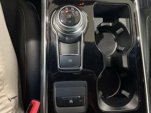 Used 2020 Ford Edge ST w/ Cold Weather Package AWD/4WD image 26