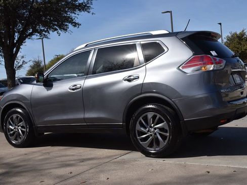 Used 2016 Nissan Rogue SL image 11