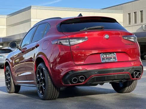 New 2024 Alfa Romeo Stelvio Quadrifoglio image 7