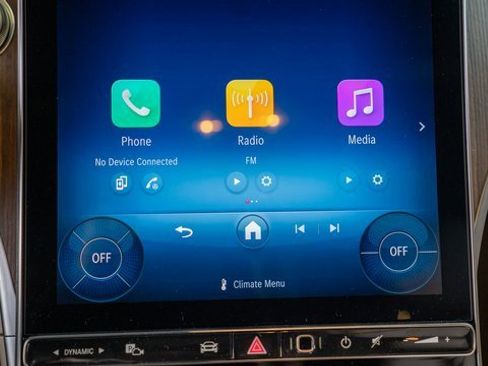 Certified 2025 Mercedes-Benz C 300 4MATIC Sedan image 20